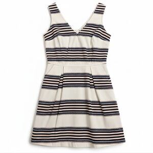 Dynamite Ivory Coral Black Patterned Dress Small Structured Pockets